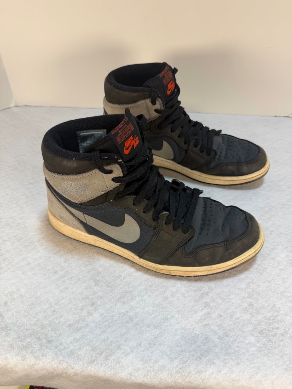 Nike Air Jordan 1 Mid Shadow DB2889-001 Mens Size 10 Black Gray High Top Sneaker